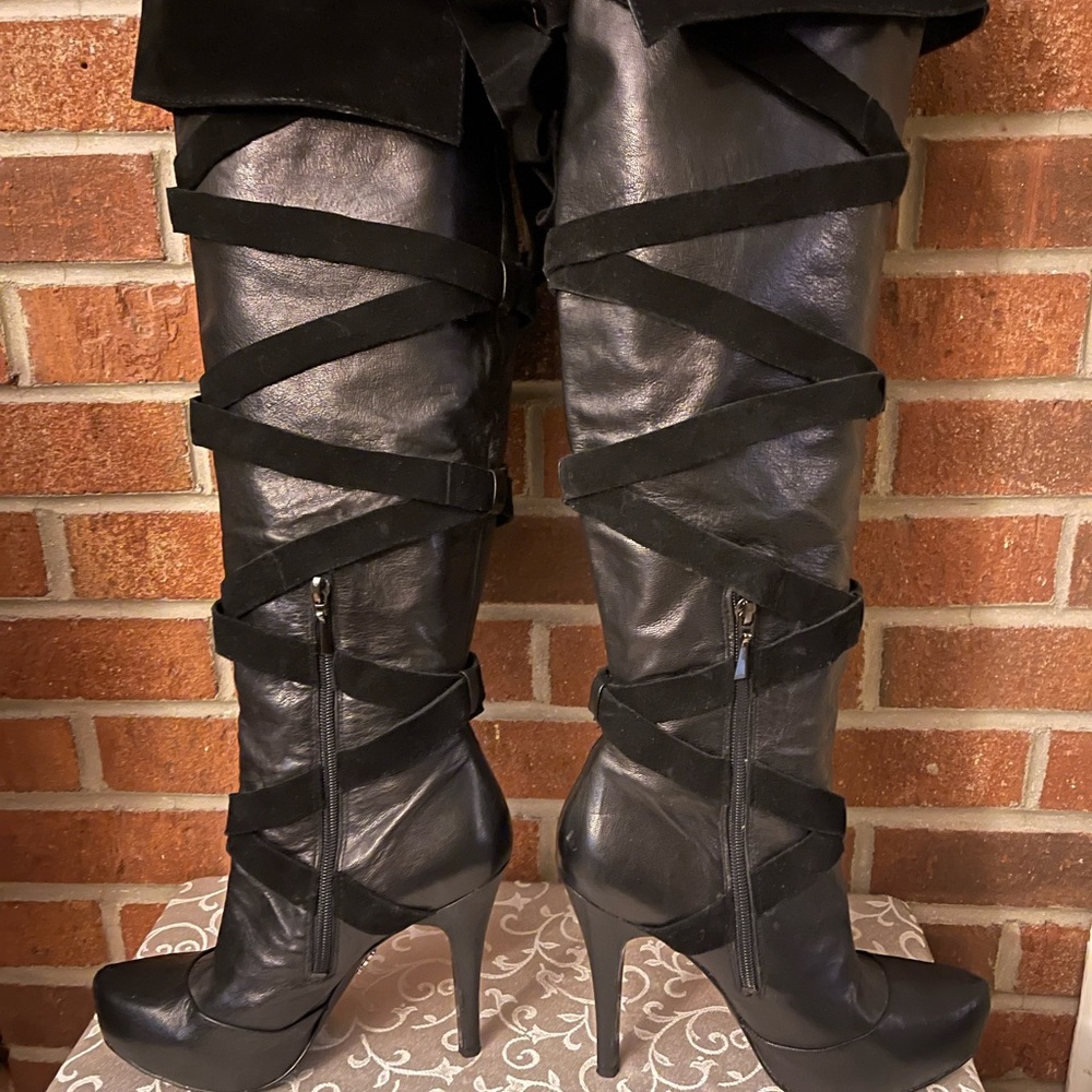 International Concepts Black Boots ( Genuine Leather) size 7.5